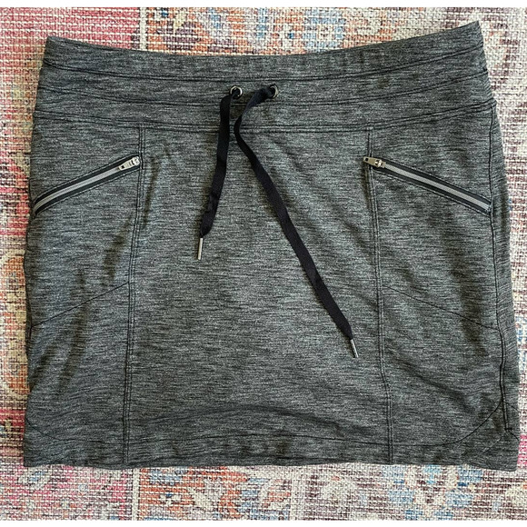 Athleta Pants - Athleta Metro Skort, Graphite, Size Small